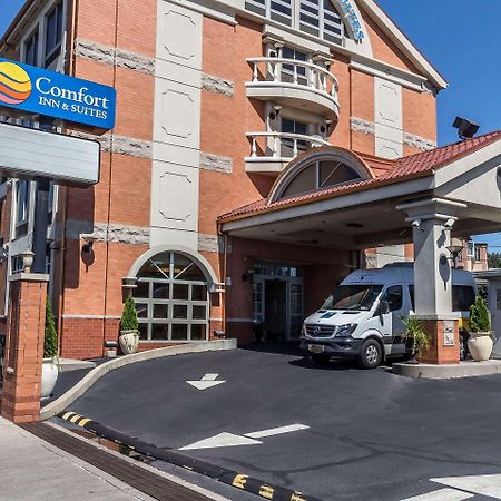 Comfort Inn & Suites Laguardia Airport Нью-Йорк Экстерьер фото
