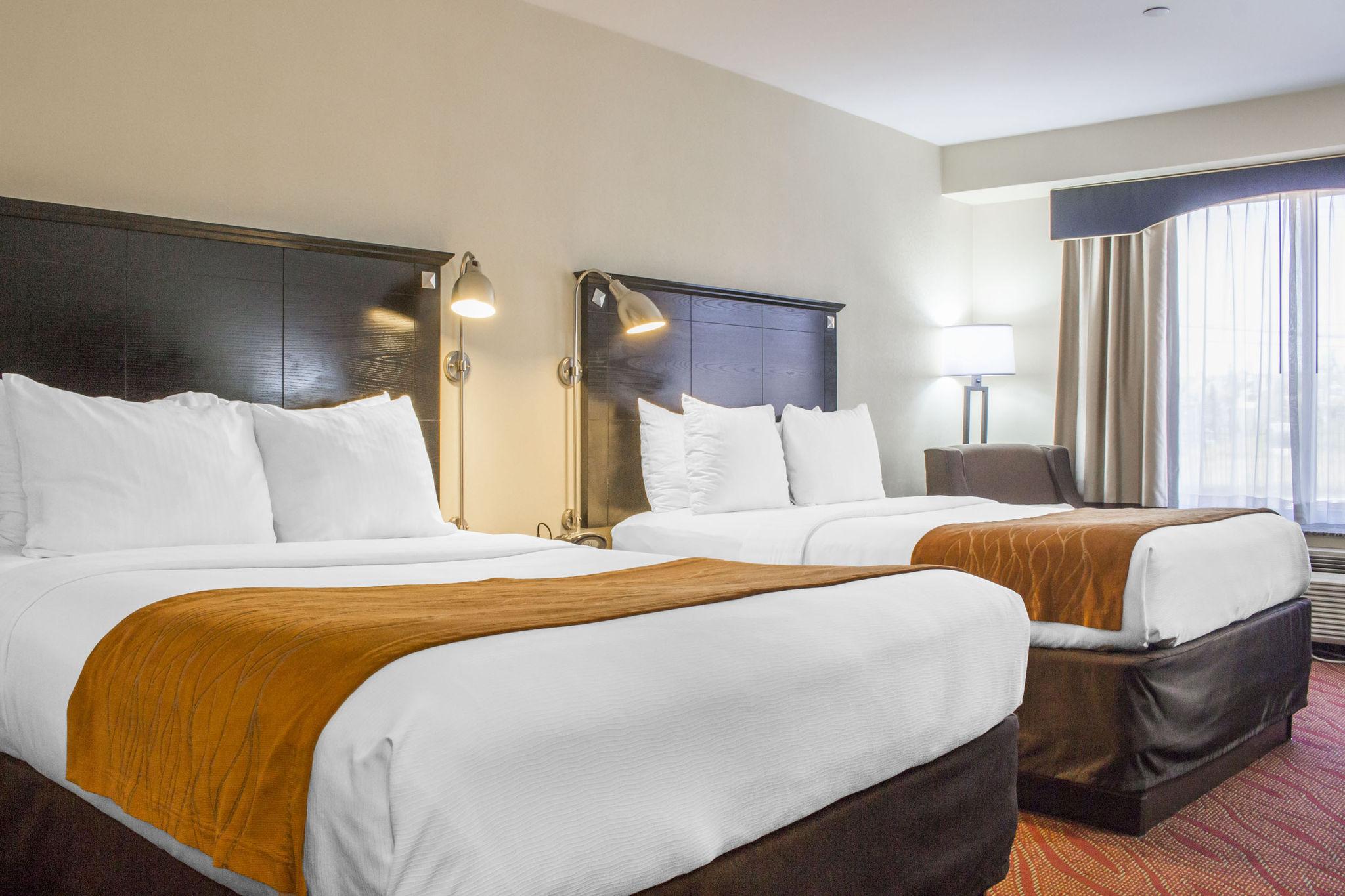 Comfort Inn & Suites Laguardia Airport Нью-Йорк Экстерьер фото