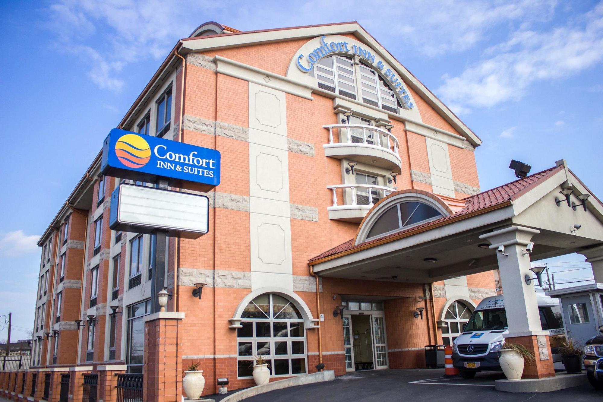 Comfort Inn & Suites Laguardia Airport Нью-Йорк Экстерьер фото